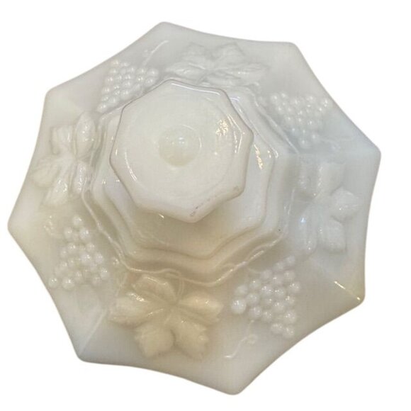Vintage Octagonal White Milk Glass Compote With Lid Featuring Embossed Grapes & - Picture 8 of 14